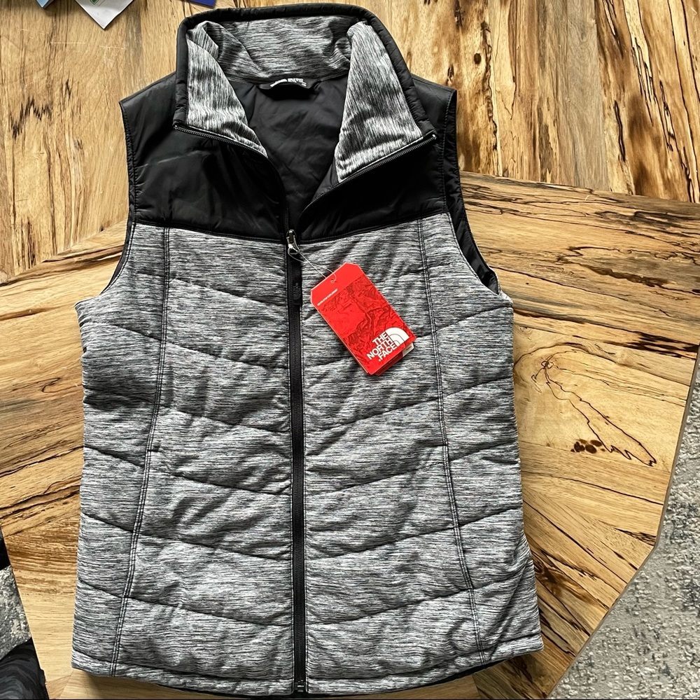 NWT The North Face Vest for Girls SizeXL (16/18)
